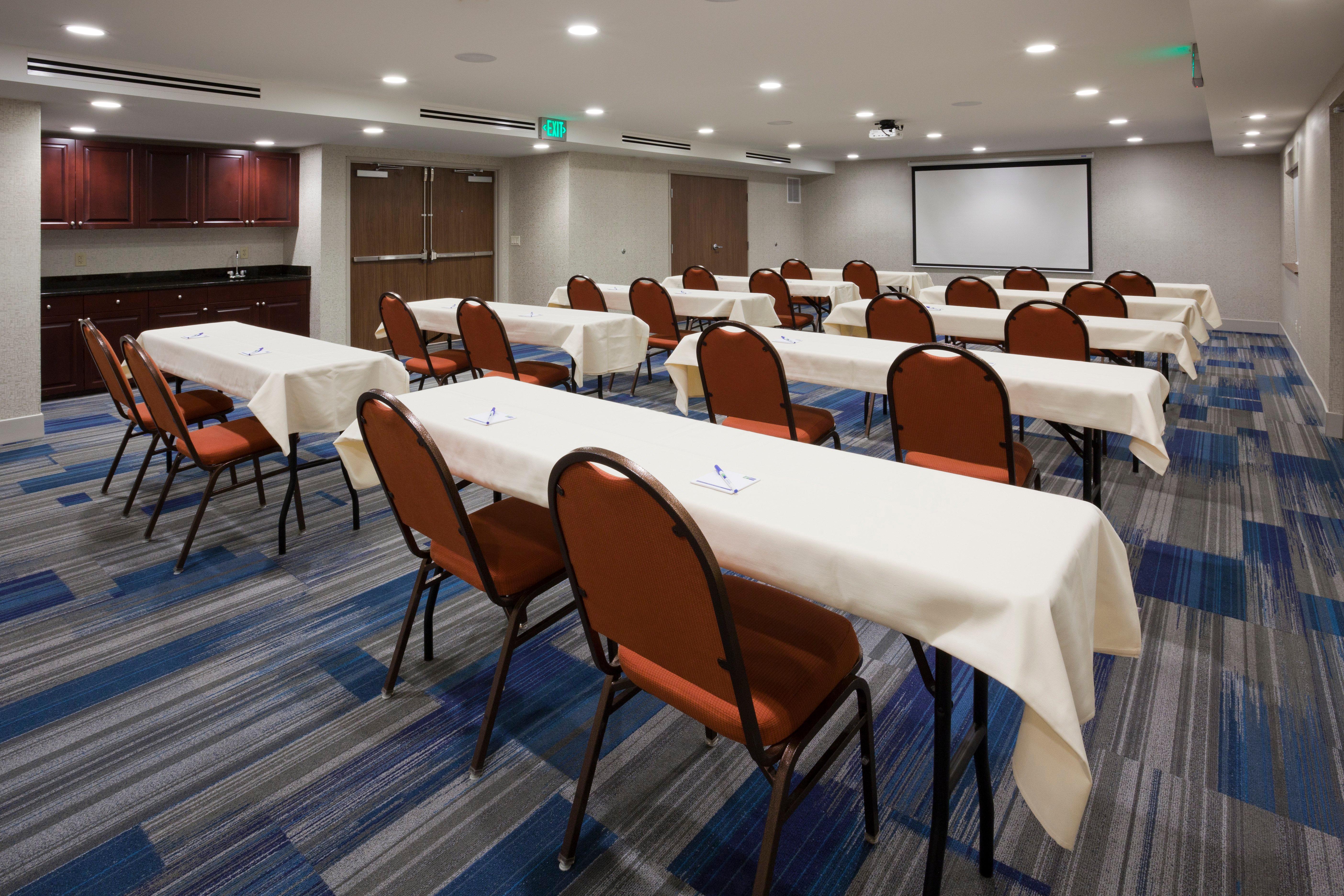 Holiday Inn Express Hotel & Suites Minneapolis-Golden Valley By Ihg Saint Louis Park Kültér fotó