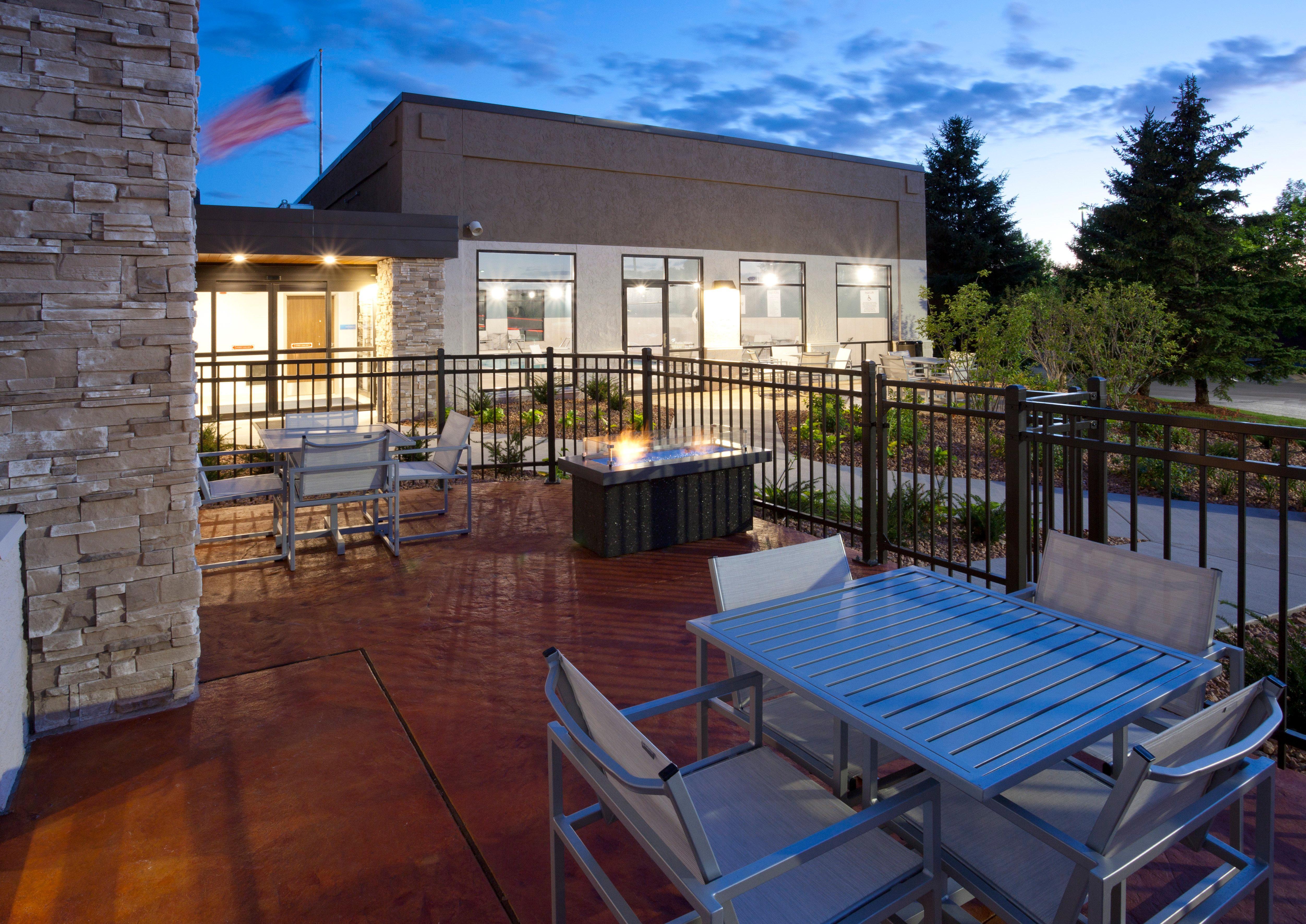 Holiday Inn Express Hotel & Suites Minneapolis-Golden Valley By Ihg Saint Louis Park Kültér fotó